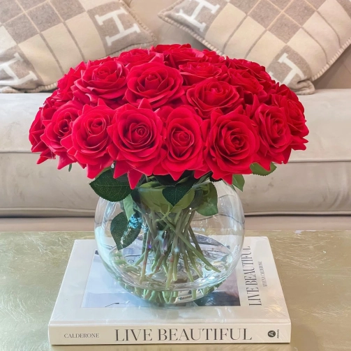 Rose+Arrangement+in+Vase-1528740385